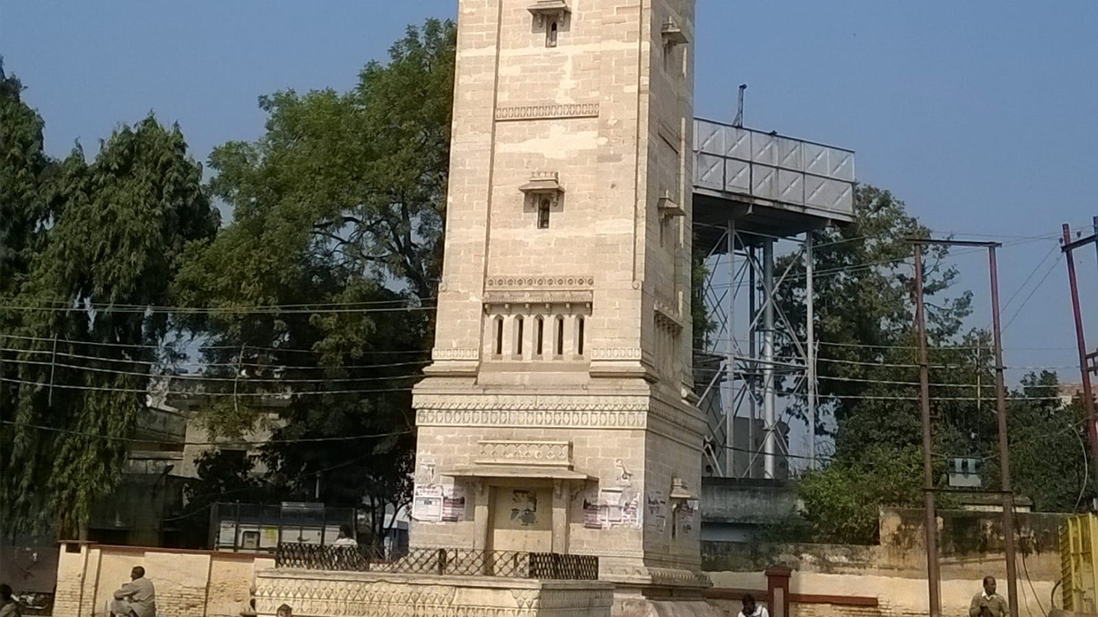 Schools in Bahraich
