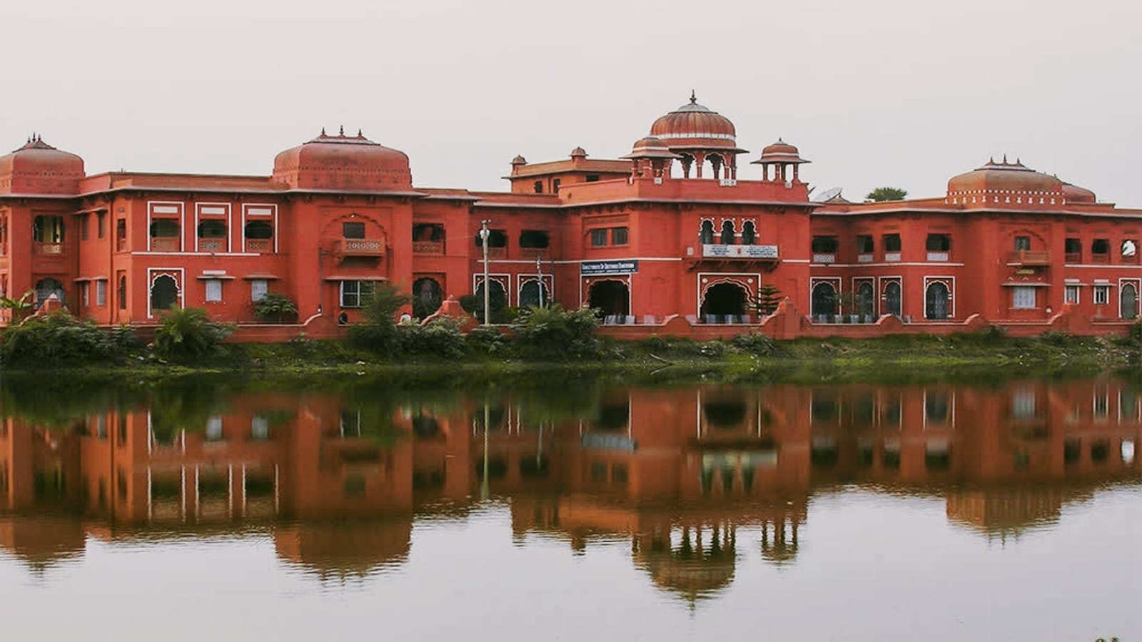 Schools in Darbhanga