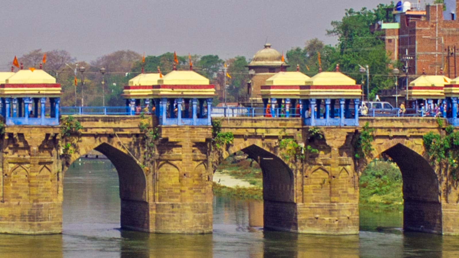 Schools in Jaunpur