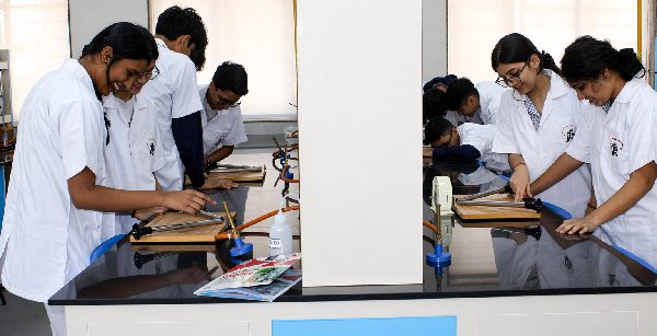 Utpal Shanghvi Global School, JVPD Scheme, Juhu photo