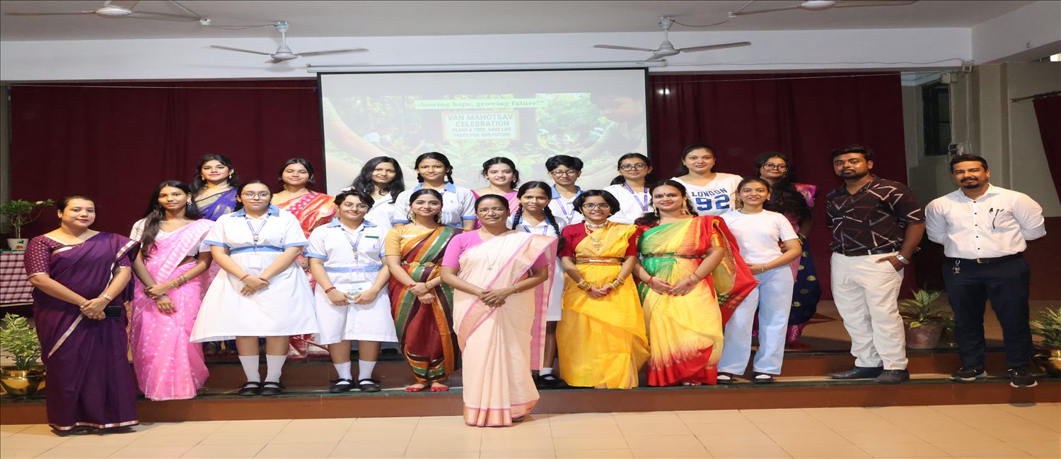 Loreto Day School, Sealdah photo