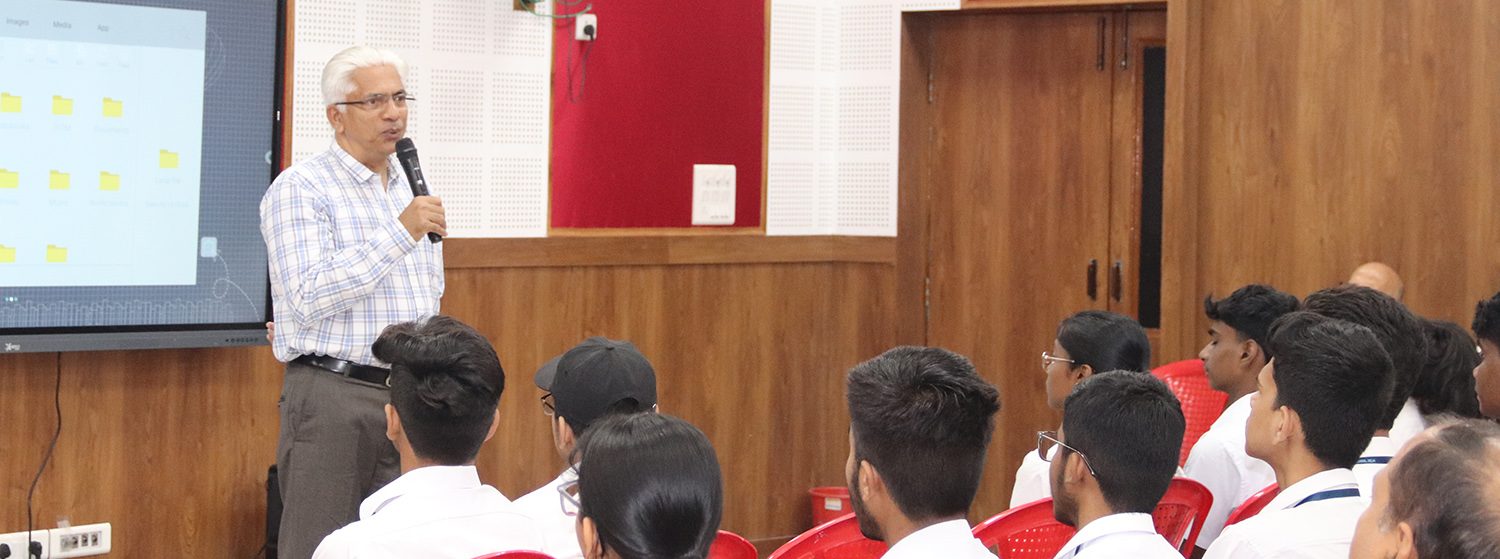 St. Xavier's Senior Secondary School, Raj Niwas Marg (Civil Lines) photo