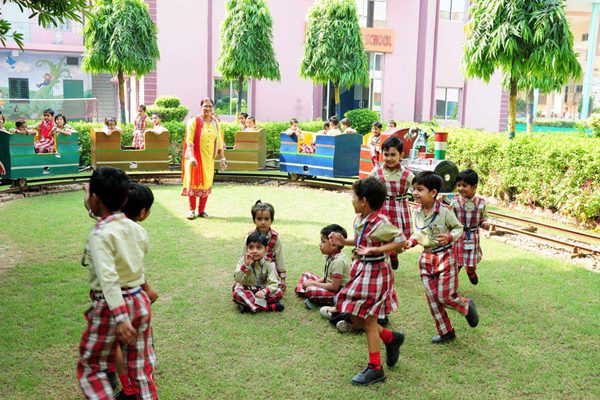 Navyug Public School, Sonepat photo