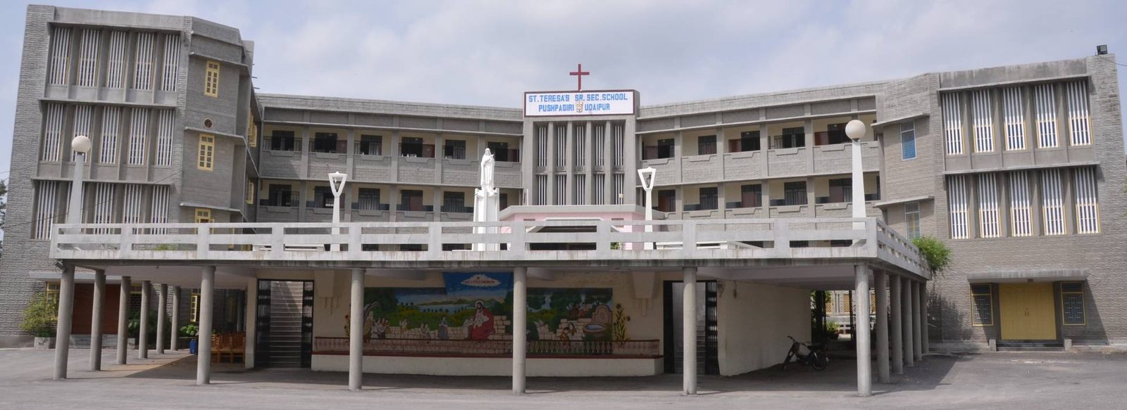 St. Teresa's Senior Secondary School, Pushpagiri, Udaipur campus photo