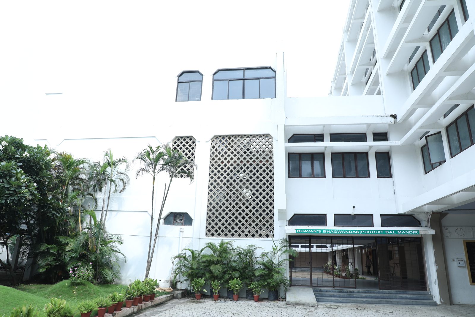 Bhavan's Bhagwandas Purohit Vidya Mandir, Srikrishna Nagar photo