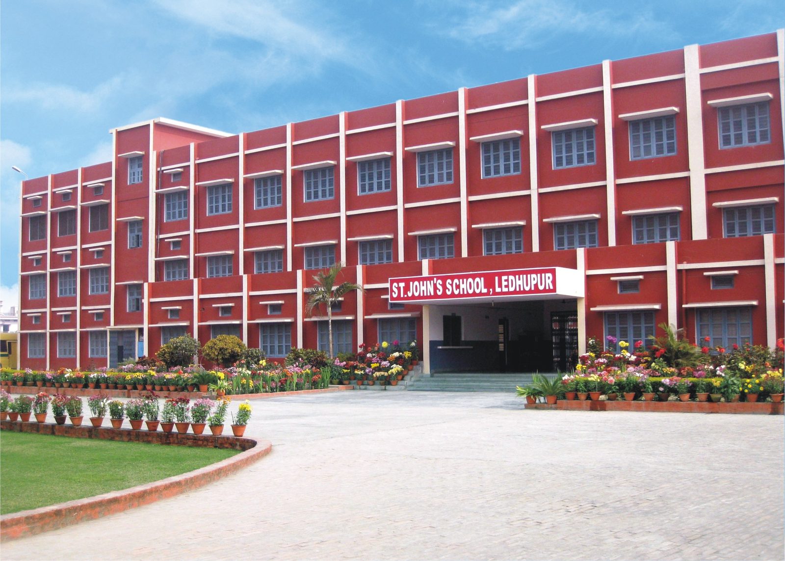 St. John's School, Ledhupur campus photo