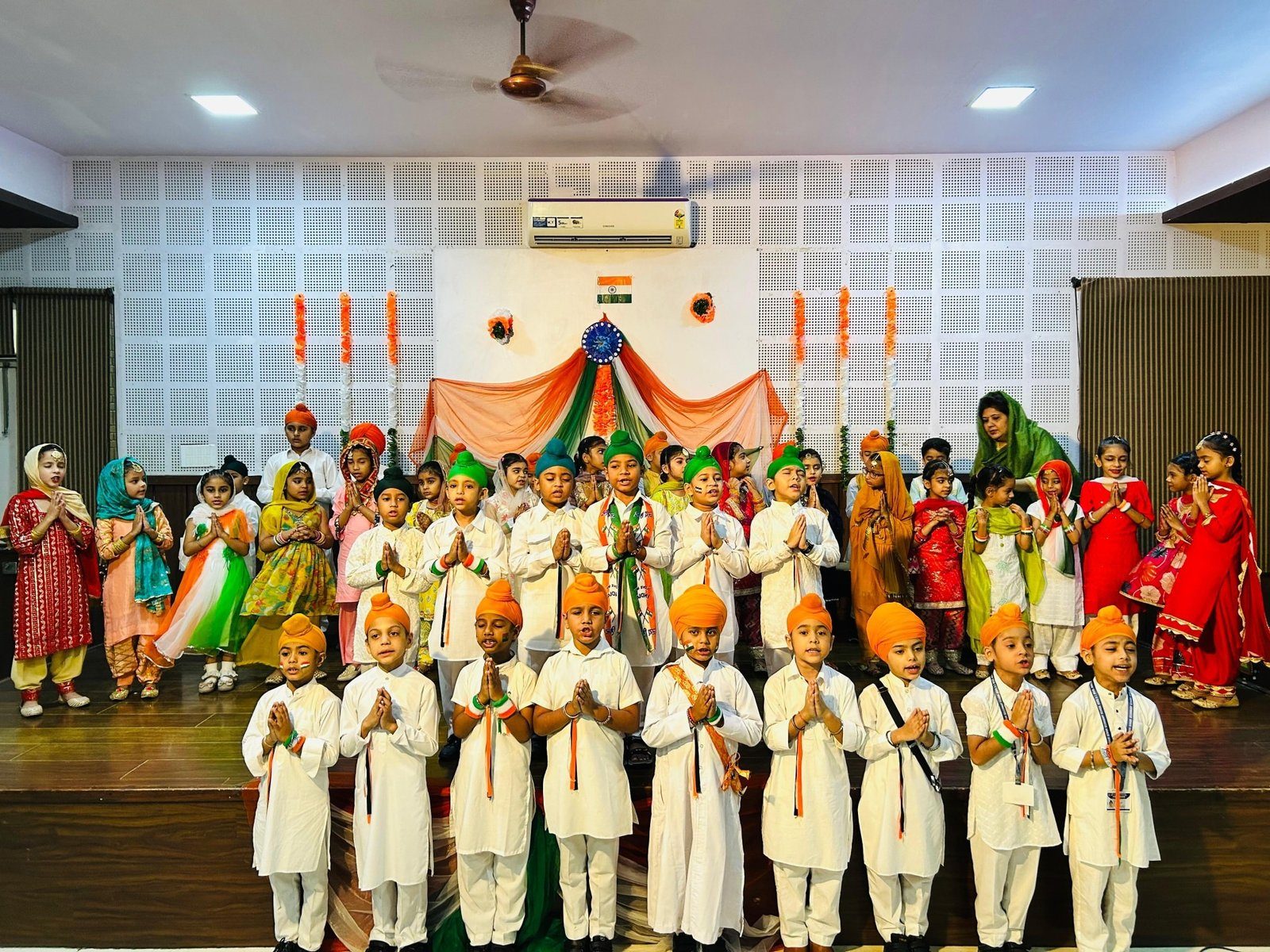 Sri Guru Harkrishan Sr. Sec. Public School (G.T. Road) photo