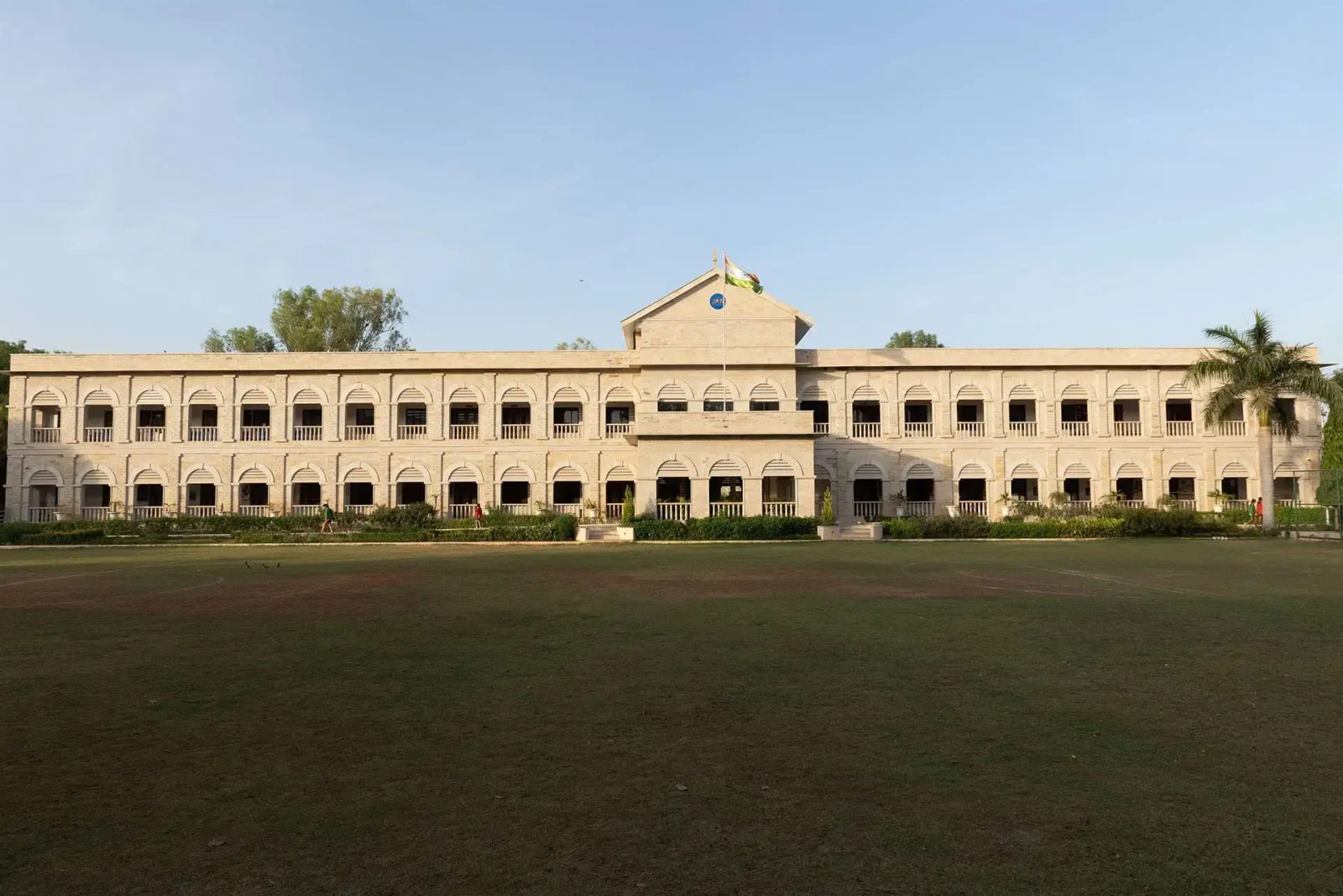 Scindia Kanya Vidyalaya photo