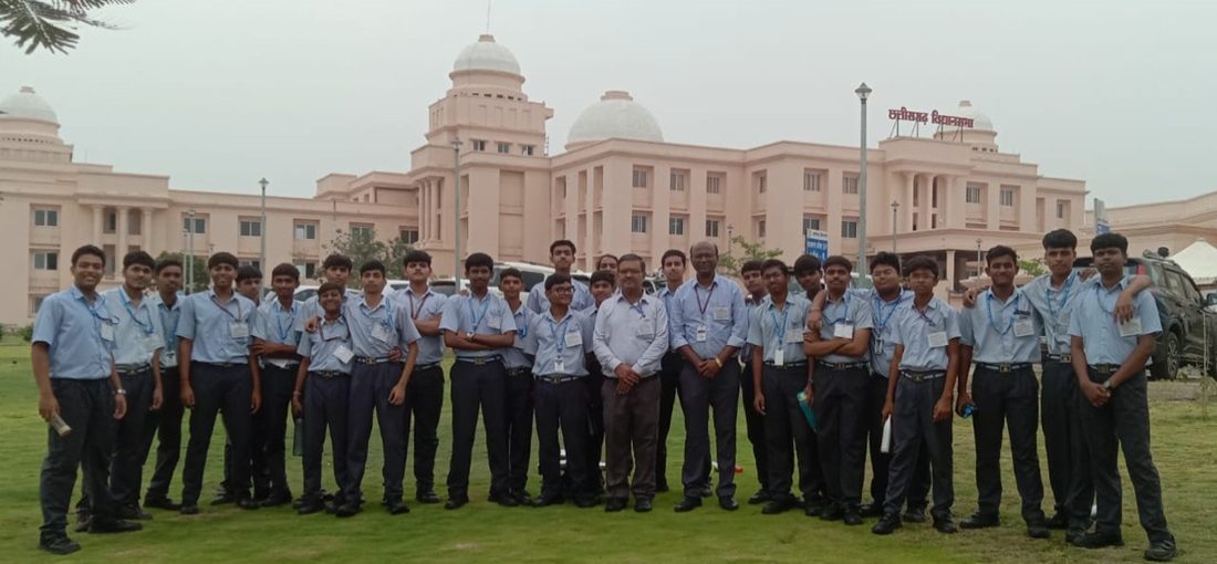 Monnet DAV Public School photo