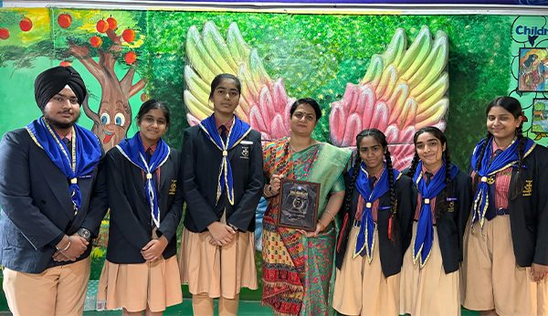 St. Xavier's High School, Ravigram photo