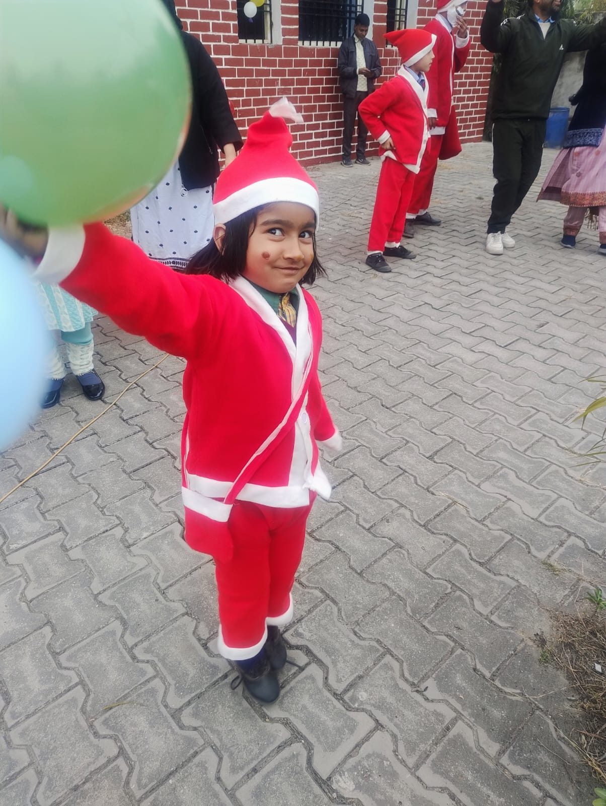 Nishi Memorial School photo