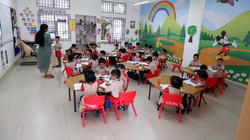 Cochin Refineries School photo