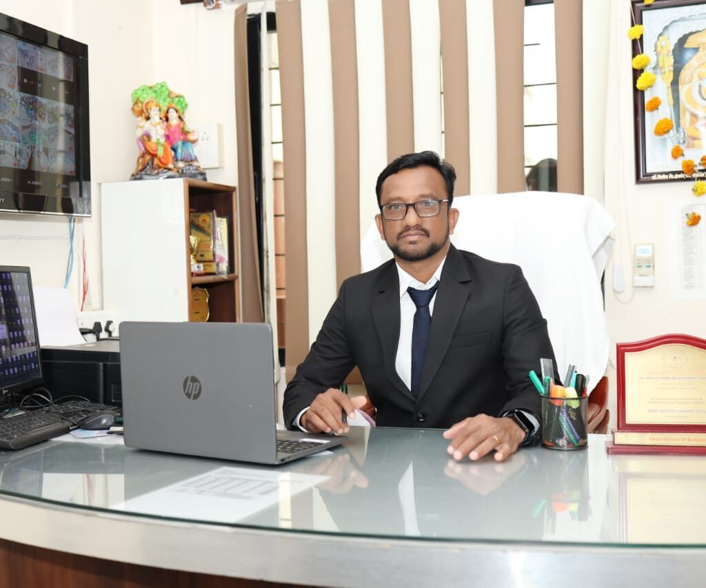 Ekvira School of Brilliants, Daryapur campus photo